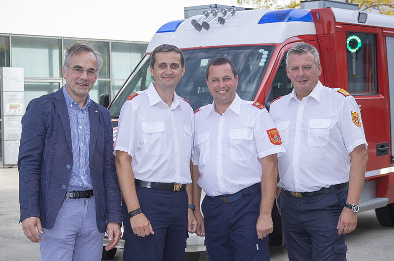 v.l: Leiter der Abteilung IVW4 HR Dr. Bernhard Schlichtinger, Christian Bartl, Bernd Wesely und Dietmar Fahrafellner© Matthias Fischer / LFK NÖ